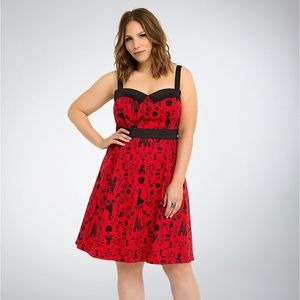 DISNEY SNOW WHITE APPLE PRINT SWING DRESS